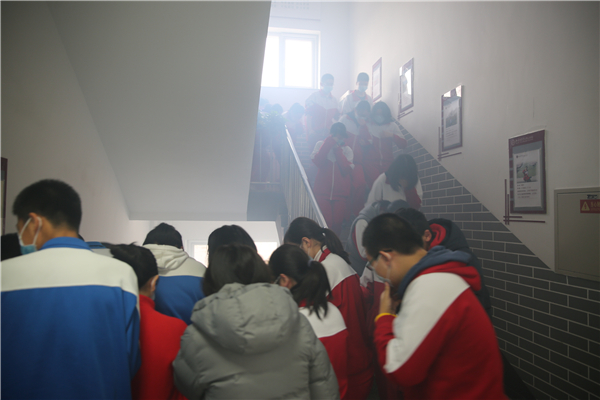 图2.JPG