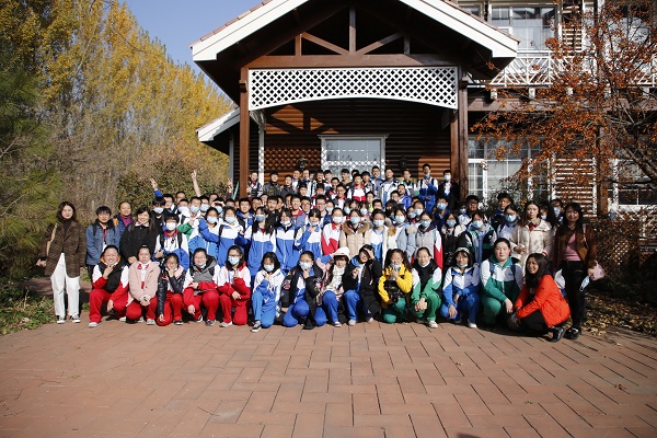 3fdda205b45642539f171a812156f227.jpg 大合影.JPG