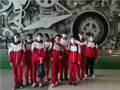 ec81d2f468544a11a0a37075eef6ebec.jpg