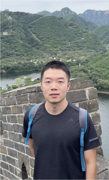 刘思洋_副本.jpg