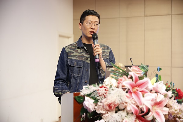 2任老师发言.JPG