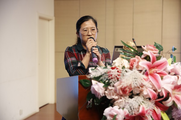 5吴老师发言.JPG