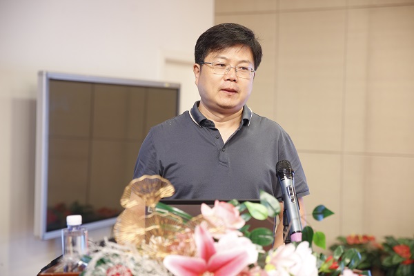 图2.JPG