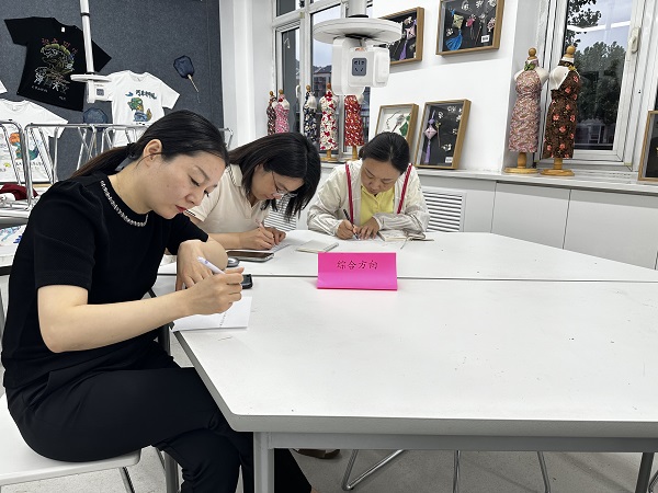 图片七.JPG