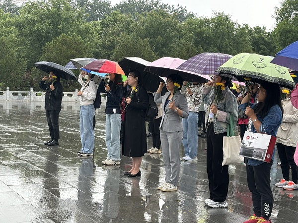 宣誓2近图.jpg